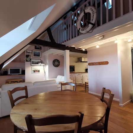 Phare Des Impressionnistes Apartment Honfleur Exterior photo