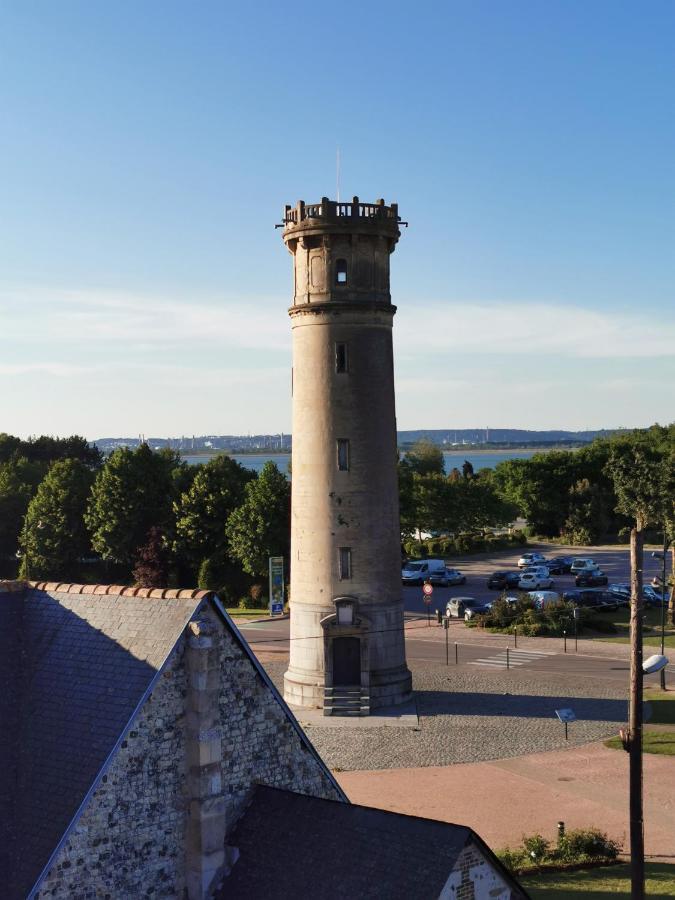 Phare Des Impressionnistes Apartment Honfleur Exterior photo